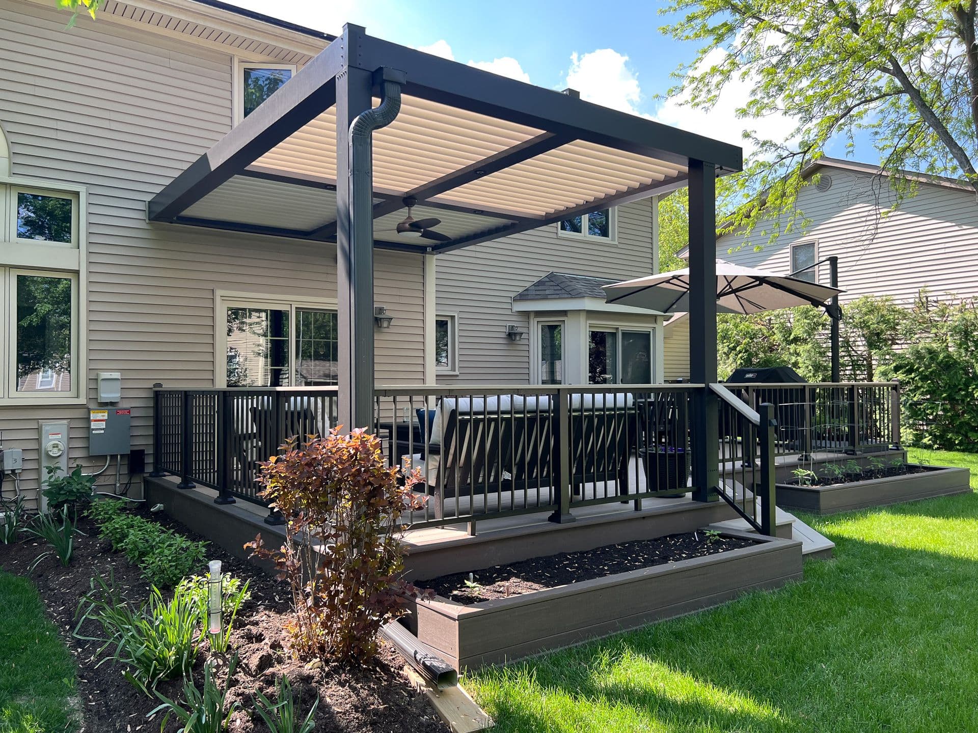 Deck & Struxure Project in Bartlett, IL 3